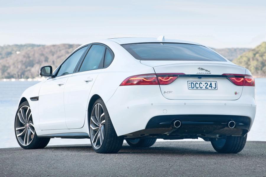  Jaguar XF S 2016 года  (AU) (фото 19 из 31)
